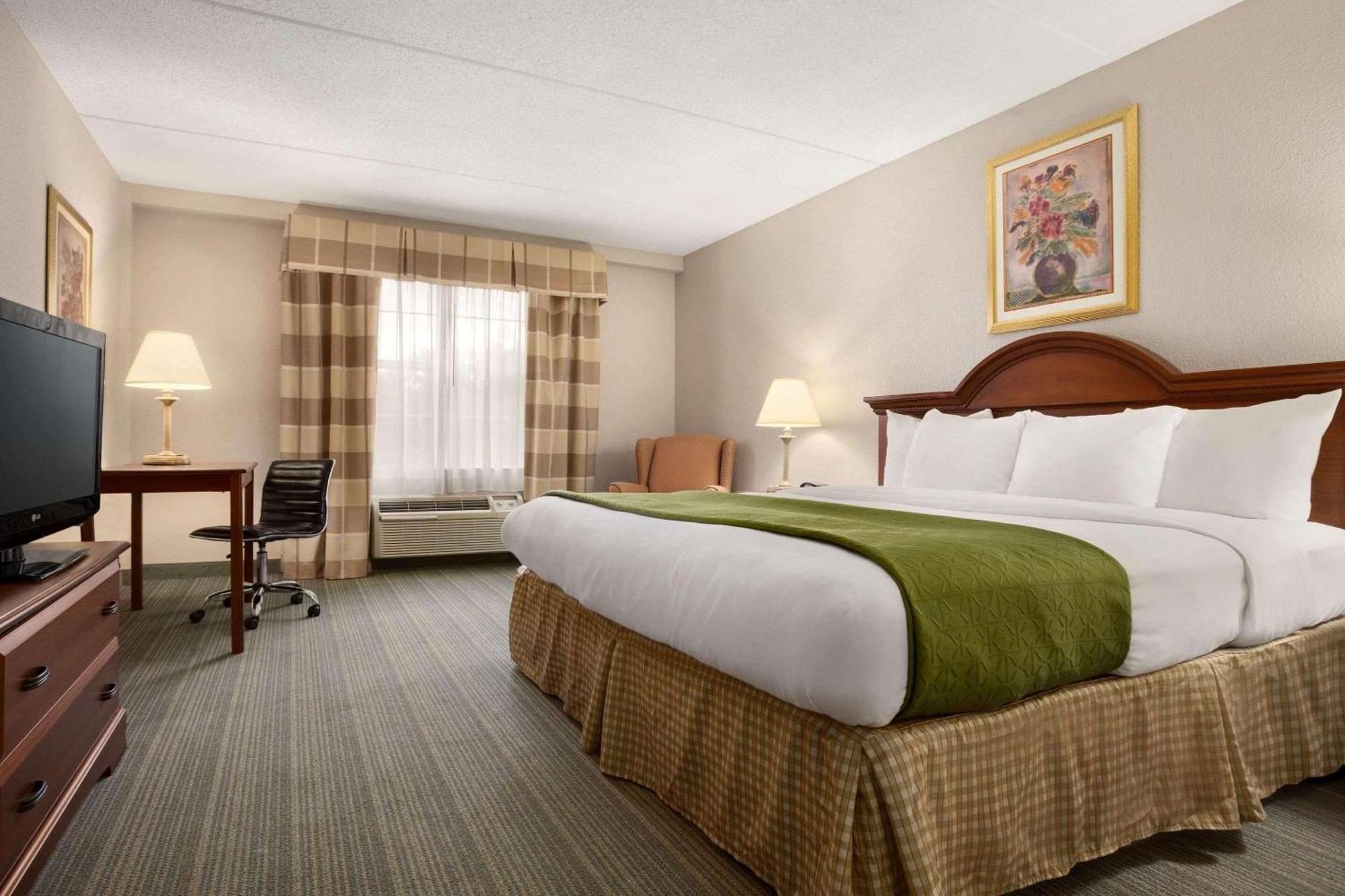 Country Inn & Suites By Radisson, Charlotte University Place, Nc Exterior photo